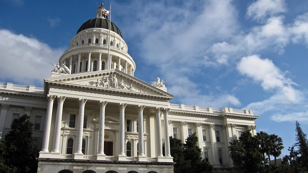 "California Capitol Building" by Modern Relics is licensed under CC BY 2.0